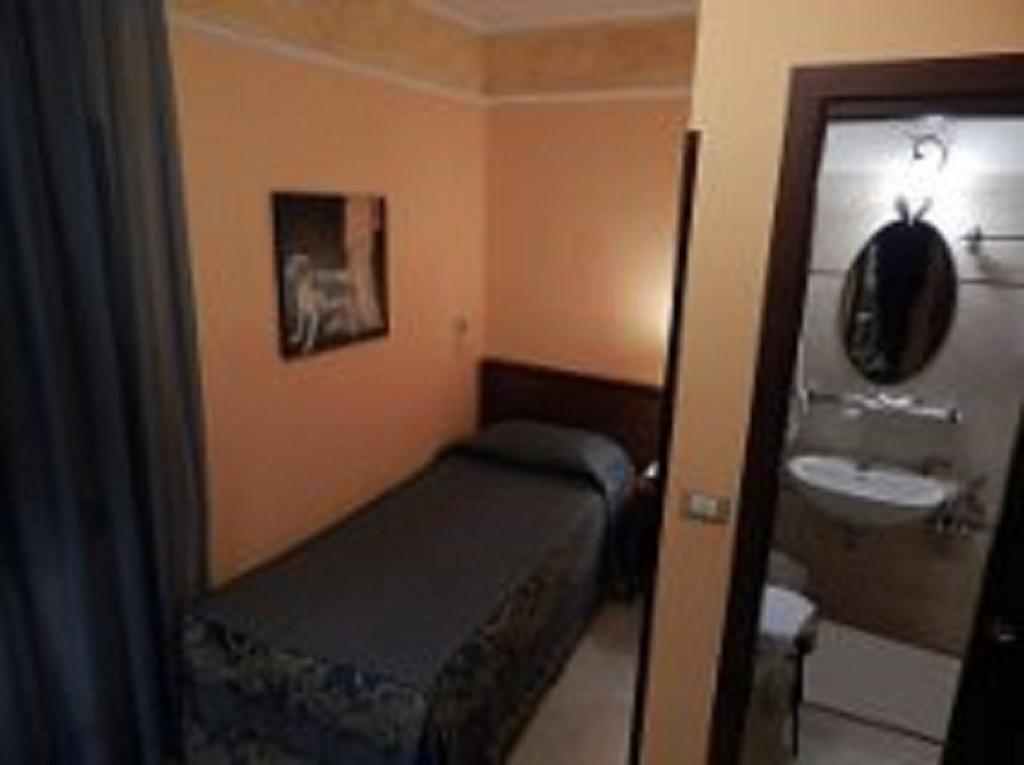 B&B Degli Amici Τσιαμπίνο Δωμάτιο φωτογραφία